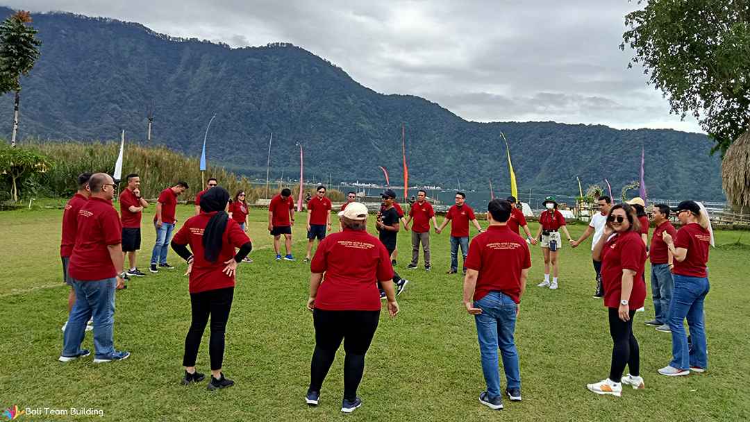 Bali Team Building - Stroberry Camp