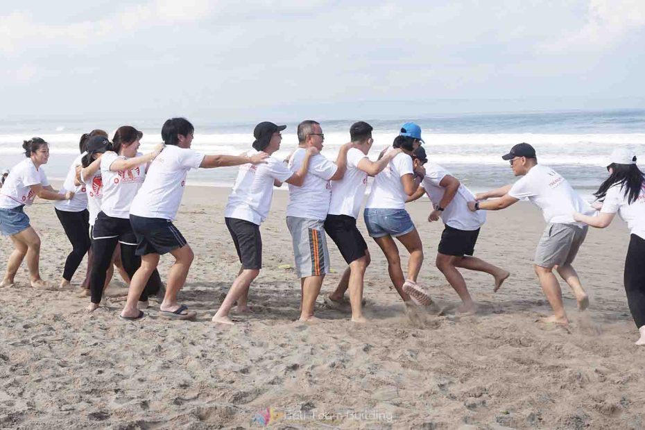 perbandingan-team-building-bali.jpg