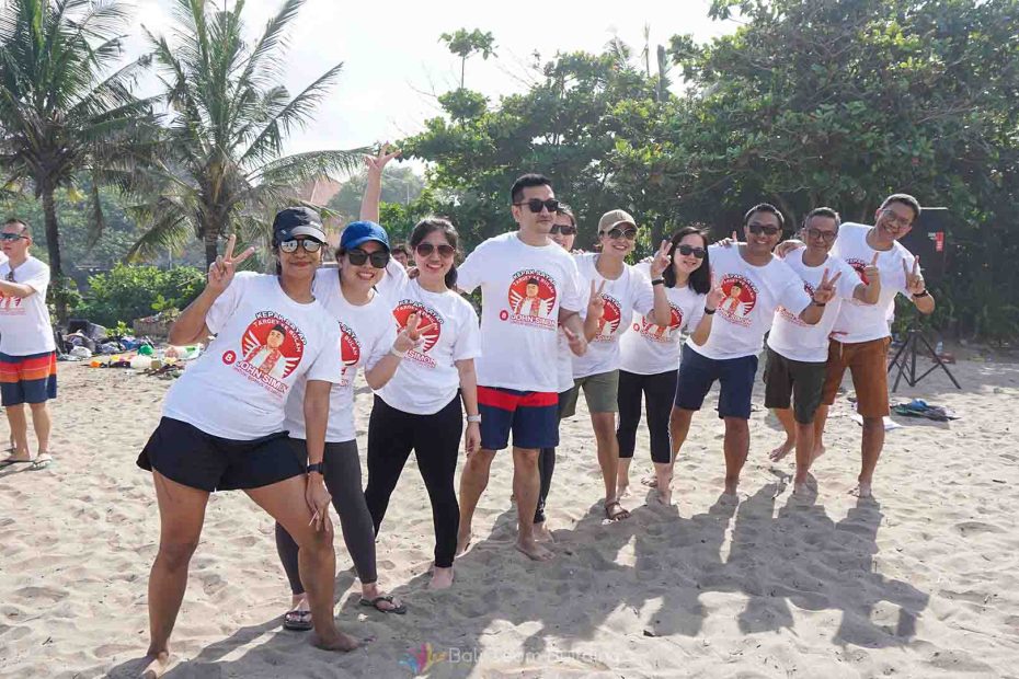 Bali Team Building Pantai Seminyak Team Building